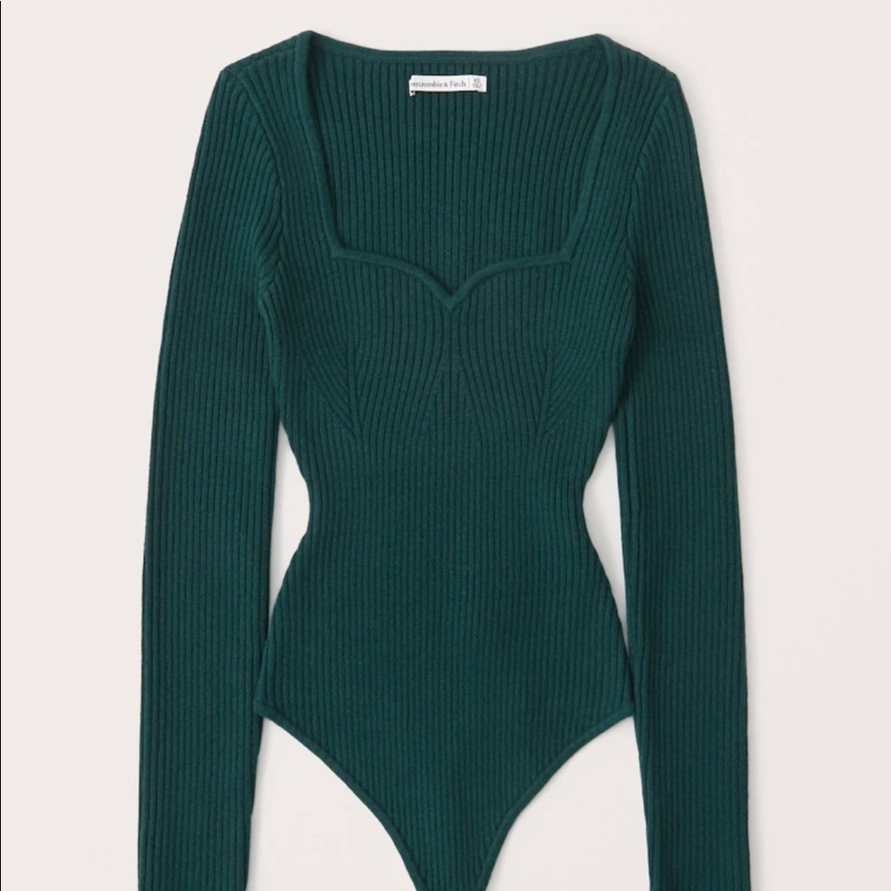 Green sweetheart neck bodysuit